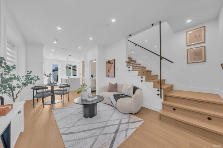 Photo 3 at 4328 Rupert Street, Renfrew Heights, Vancouver East