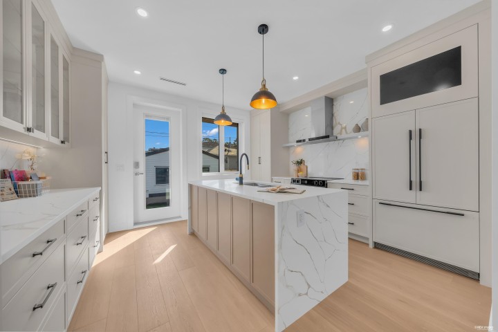 Photo 10 at 4328 Rupert Street, Renfrew Heights, Vancouver East