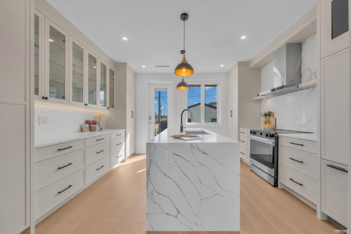 Photo 11 at 4328 Rupert Street, Renfrew Heights, Vancouver East