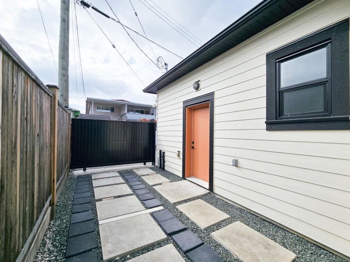 Photo 36 at 2026 E 32nd Avenue, Victoria VE, Vancouver East