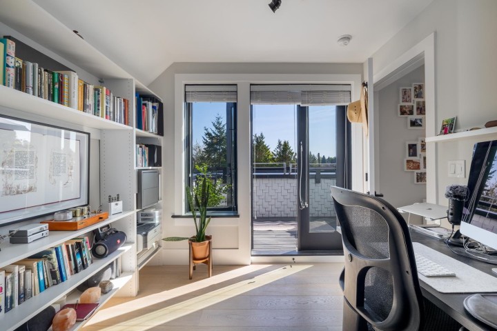 Photo 30 at 3918 Carolina Street, Fraser VE, Vancouver East