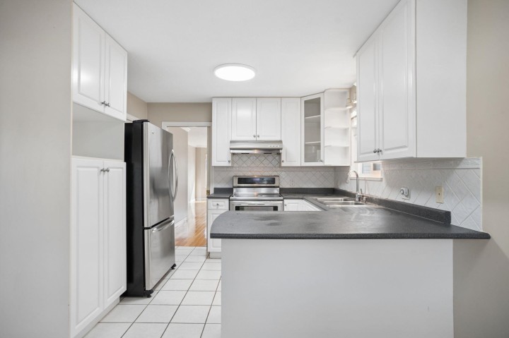 Photo 5 at 785 E 50th Avenue, South Vancouver, Vancouver East