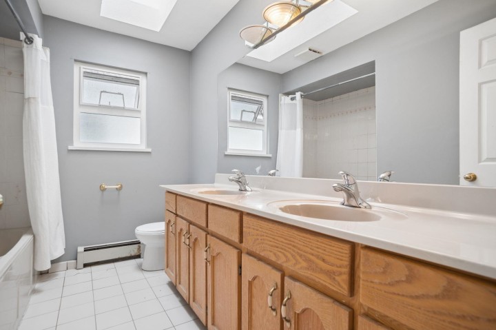 Photo 18 at 785 E 50th Avenue, South Vancouver, Vancouver East