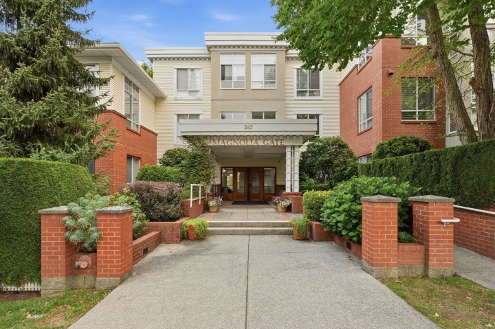 Photo 3 at 333 - 383 E 37th Avenue, Main, Vancouver East