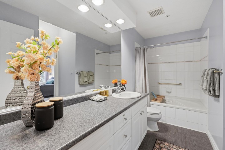 Photo 32 at 333 - 383 E 37th Avenue, Main, Vancouver East
