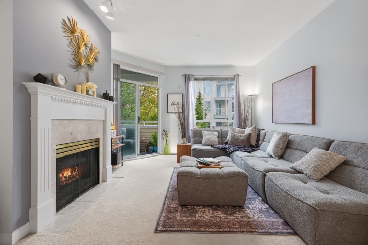 Photo 5 at 333 - 383 E 37th Avenue, Main, Vancouver East