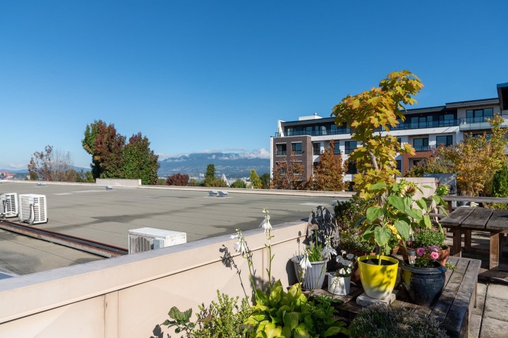Photo 18 at L2 - 2556 E Hastings Street, Renfrew VE, Vancouver East