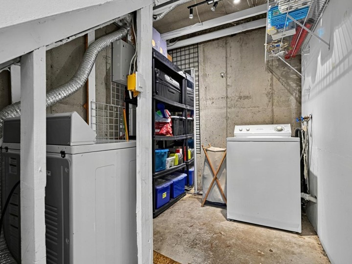 Photo 23 at 7 - 1355 W 4th Avenue, False Creek, Vancouver West