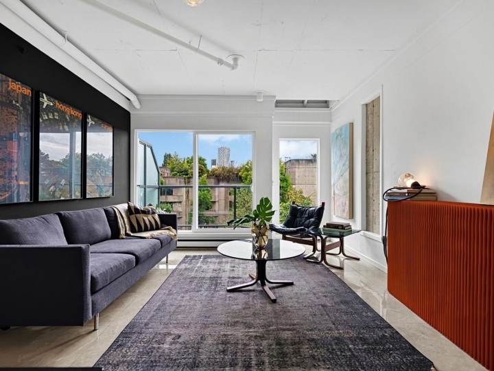 Photo 2 at 7 - 1355 W 4th Avenue, False Creek, Vancouver West