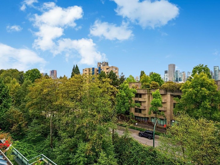 Photo 16 at 7 - 1355 W 4th Avenue, False Creek, Vancouver West