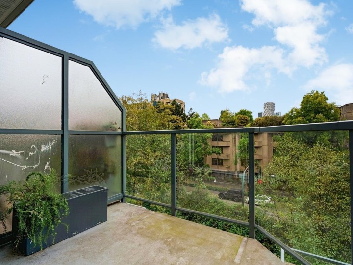 Photo 3 at 7 - 1355 W 4th Avenue, False Creek, Vancouver West