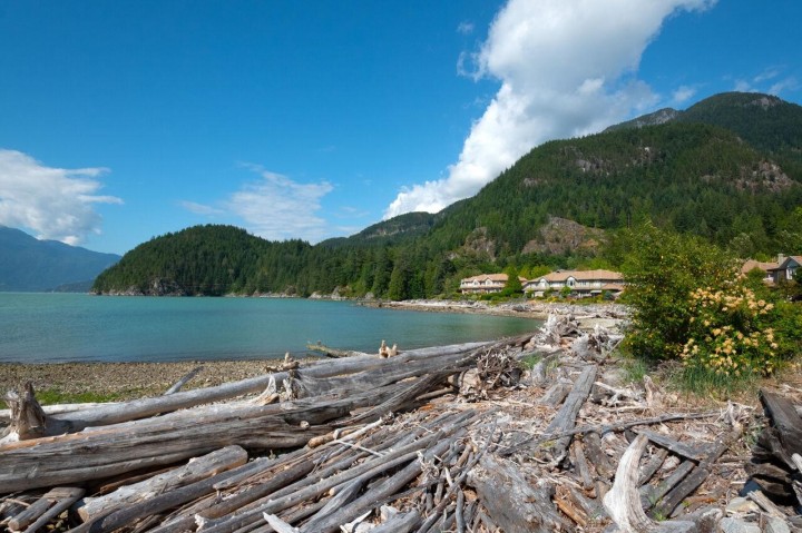Photo 6 at 52 Beach Drive, Furry Creek, West Vancouver