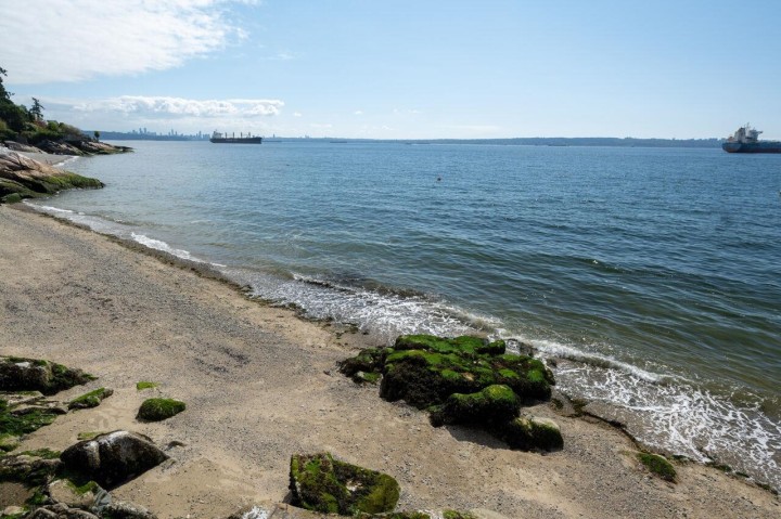Photo 23 at 4052 Marine Drive, Sandy Cove, West Vancouver