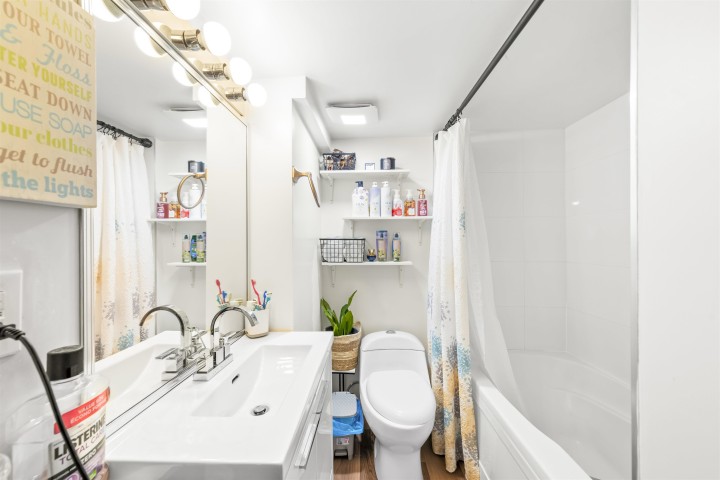 Photo 14 at 6777 Kerr Street, Killarney VE, Vancouver East
