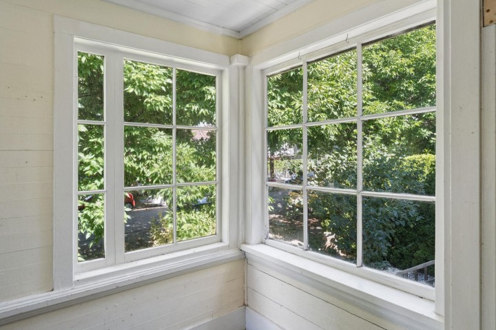Photo 5 at 614 E 19th Avenue, Fraser VE, Vancouver East