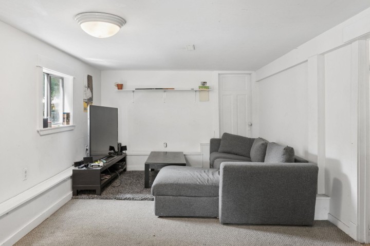 Photo 20 at 614 E 19th Avenue, Fraser VE, Vancouver East