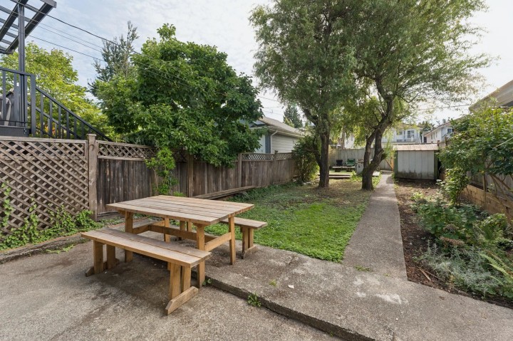Photo 19 at 614 E 19th Avenue, Fraser VE, Vancouver East