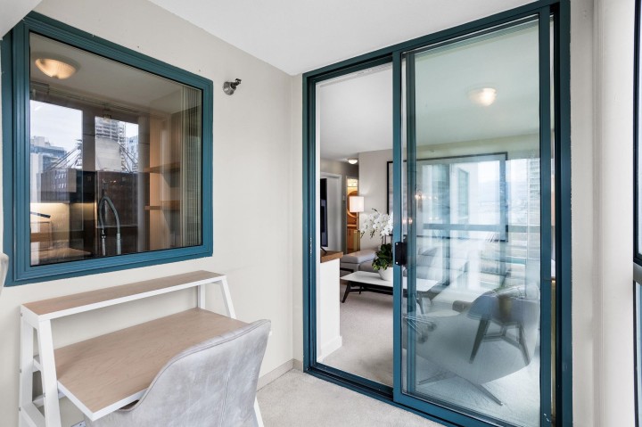Photo 17 at 1702 - 1238 Melville Street, Coal Harbour, Vancouver West