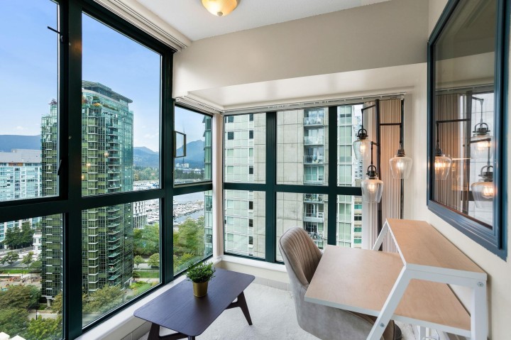 Photo 7 at 1702 - 1238 Melville Street, Coal Harbour, Vancouver West