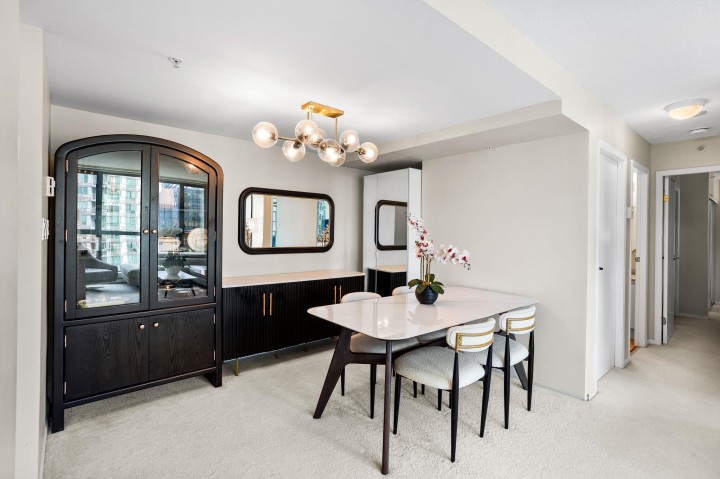Photo 11 at 1702 - 1238 Melville Street, Coal Harbour, Vancouver West