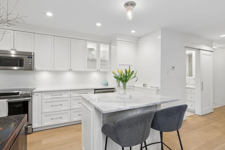 Photo 7 at 104 - 2211 West 2nd Avenue, Kitsilano, Vancouver West