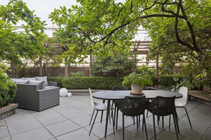 Photo 1 at 104 - 2211 West 2nd Avenue, Kitsilano, Vancouver West