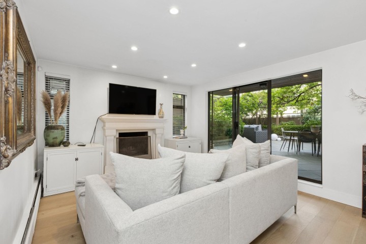 Photo 11 at 104 - 2211 West 2nd Avenue, Kitsilano, Vancouver West