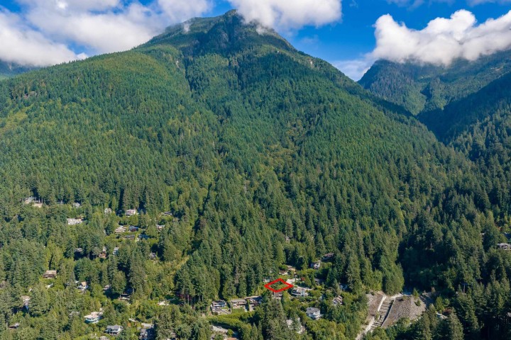 Photo 12 at 475 Bayview Road, Lions Bay, West Vancouver