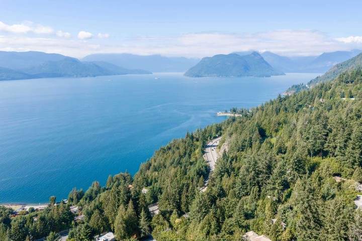 Photo 14 at 475 Bayview Road, Lions Bay, West Vancouver