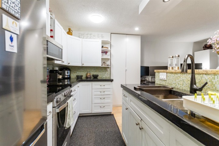 Photo 7 at 213 - 711 E 6th Avenue, Mount Pleasant VE, Vancouver East
