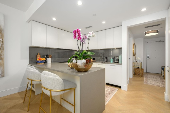 Photo 9 at 204 - 4675 Cambie Street, Cambie, Vancouver West