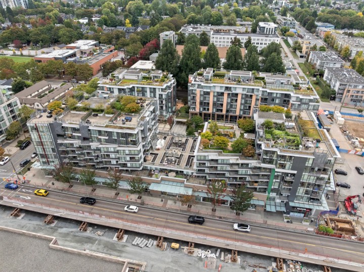 Photo 25 at 569 - 2080 West Broadway Street, Kitsilano, Vancouver West