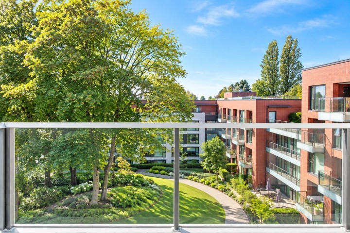 Photo 15 at 702 - 7128 Adera Street, South Granville, Vancouver West