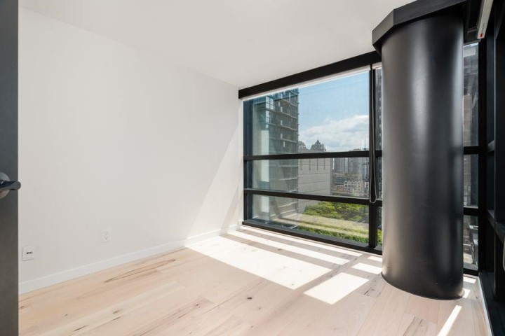 Photo 17 at 710 - 1050 Burrard Street, Downtown VW, Vancouver West