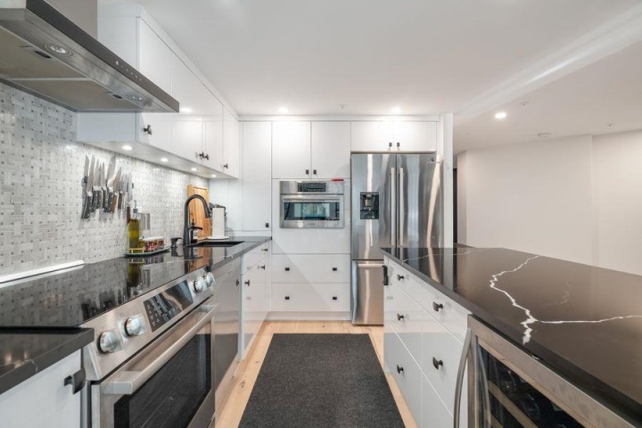 Photo 7 at 710 - 1050 Burrard Street, Downtown VW, Vancouver West