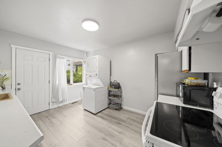 Photo 17 at 1534 W 71st Avenue, Marpole, Vancouver West