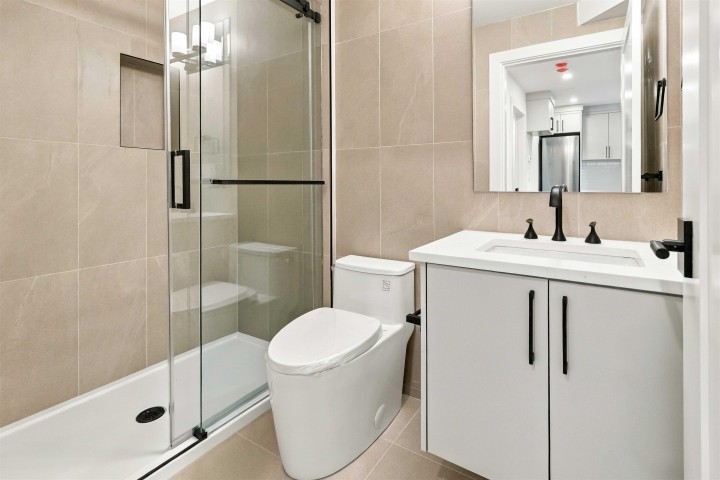 Photo 37 at 6425 Doman Street, Killarney VE, Vancouver East