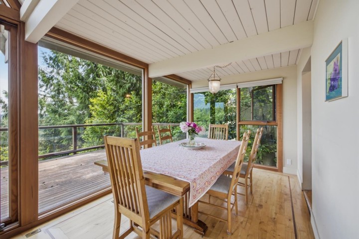 Photo 12 at 820 Younette Drive, Sentinel Hill, West Vancouver