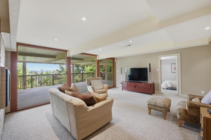 Photo 33 at 820 Younette Drive, Sentinel Hill, West Vancouver
