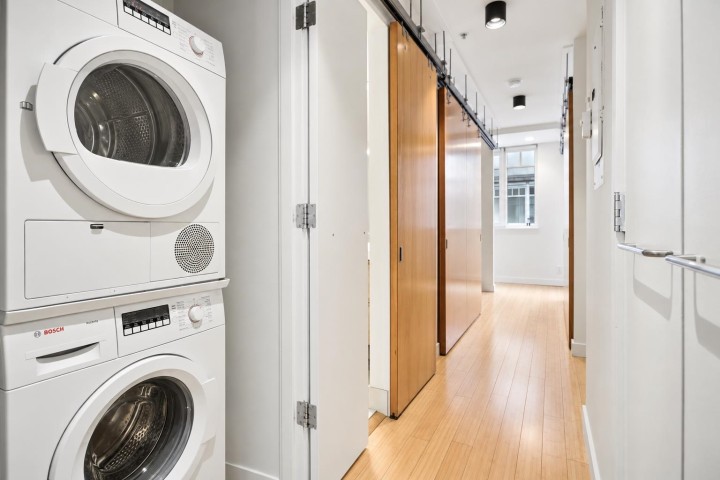 Photo 26 at 401 - 1072 Hamilton Street, Yaletown, Vancouver West