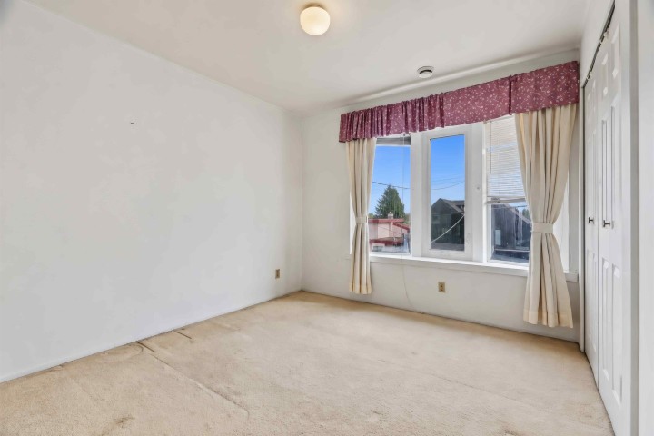 Photo 27 at 5036 Sherbrooke Street, Knight, Vancouver East
