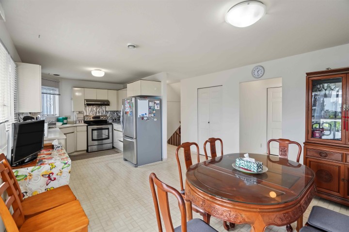 Photo 16 at 5036 Sherbrooke Street, Knight, Vancouver East
