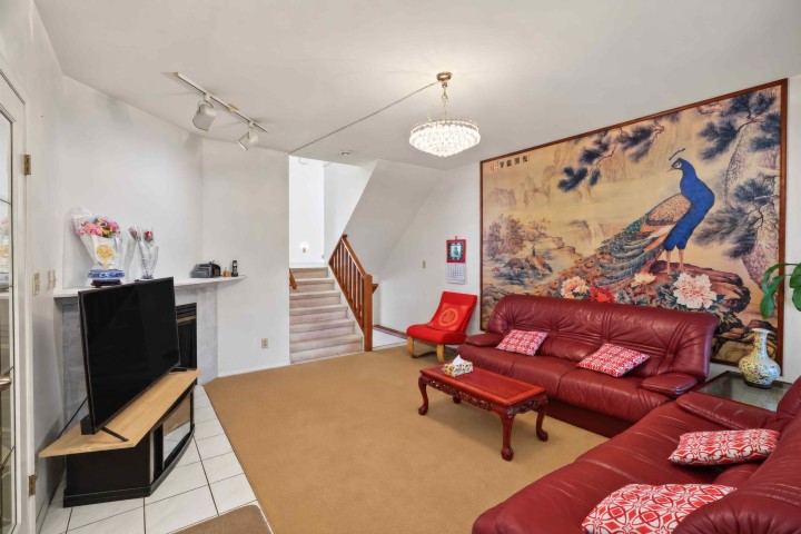 Photo 5 at 5036 Sherbrooke Street, Knight, Vancouver East