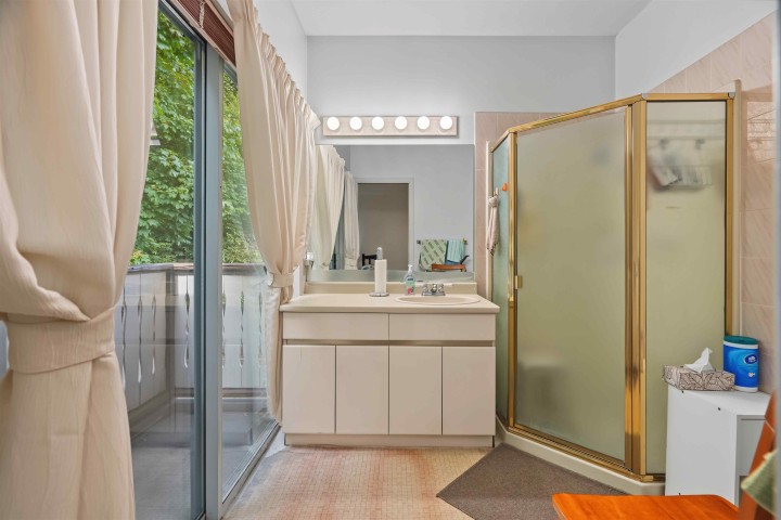 Photo 29 at 5036 Sherbrooke Street, Knight, Vancouver East