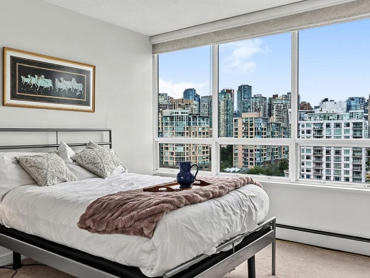 Photo 12 at 16D - 139 Drake Street, Yaletown, Vancouver West