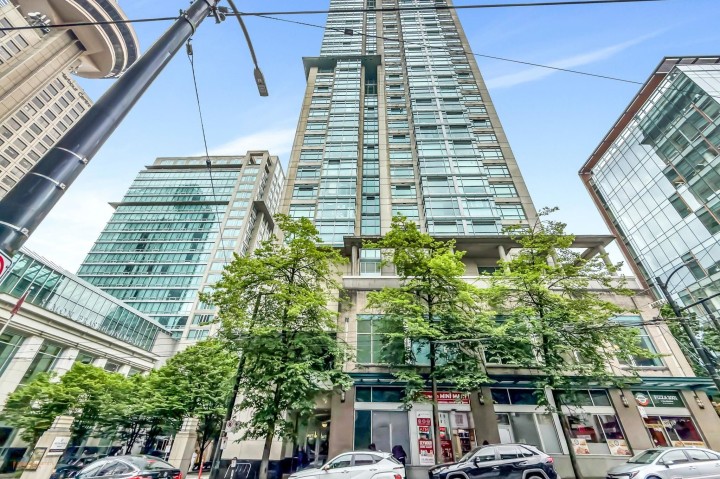 Photo 1 at 2010 - 438 Seymour Street, Downtown VW, Vancouver West