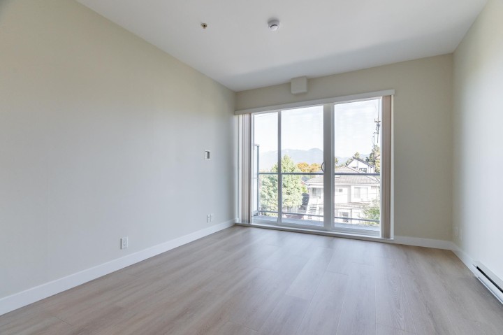 Photo 2 at PH9 - 388 Kootenay Street, Hastings Sunrise, Vancouver East