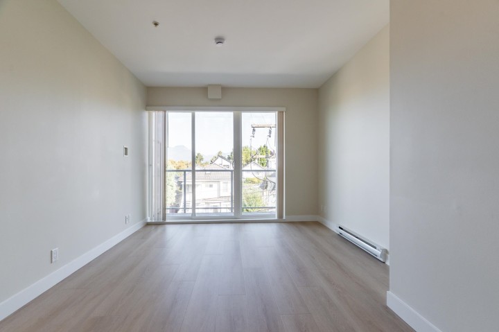 Photo 4 at PH9 - 388 Kootenay Street, Hastings Sunrise, Vancouver East