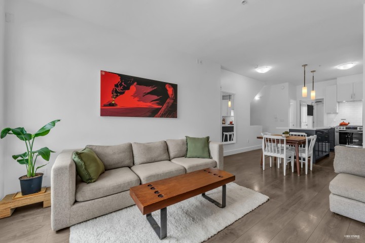Photo 13 at 5795 Wales Street, Killarney VE, Vancouver East