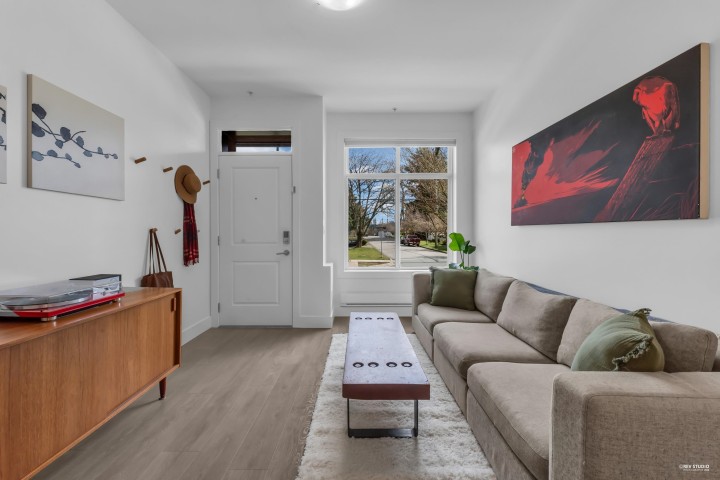 Photo 14 at 5795 Wales Street, Killarney VE, Vancouver East
